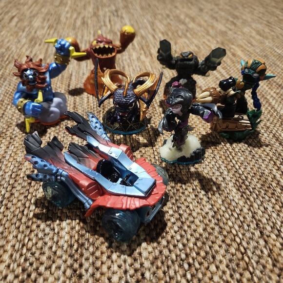 Skylanders Lot Of 7 Swap-Force, Giants, SuperChargers Vehicle Action Figure - Picture 1 of 5